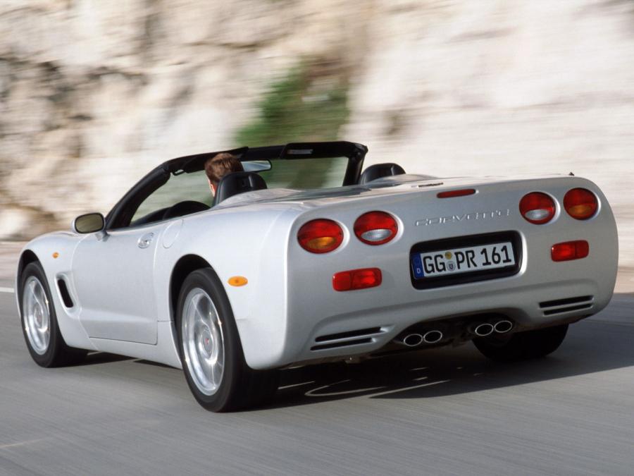  Chevrolet Corvette Convertible 1998 года  (EU) (фото 12 из 18)